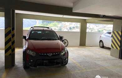 Imagem: O apartamento possui 2 Dormitórios, 1 Banheiro, 2 Vagas na