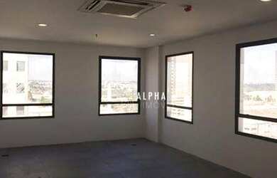 Imagem: O depósito possui 2 Vagas na garagem, 100m² de Área e está