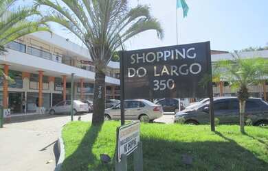 Imagem: O depósito está localizado em Largo da Batalha, Nova Friburgo