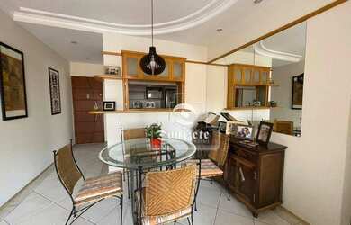 Imagem: O apartamento possui 3 Dormitórios, 1 Banheiro, 2 Vagas na