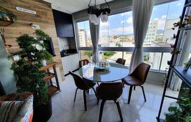 Imagem: O apartamento possui 3 Dormitórios, 4 Banheiros, 2 Vagas na