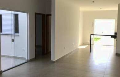 Imagem 7: casa cerejeiras. Piscina, Churrasqueira, Varandae98m² de Área