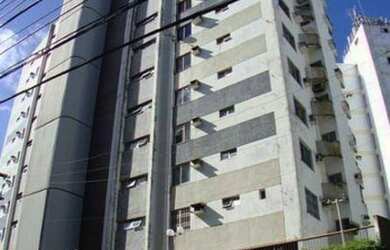 Imagem: O apartamento possui 4 Dormitórios, 3 Banheiros, 2 Vagas na