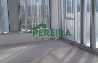 Imagem: O depósito possui 1 Vaga na garagem, 67m² de Área e está