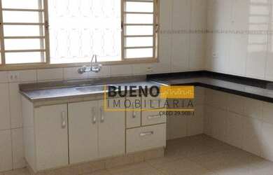 Imagem 13: Casa com 4 dormitórios à venda por R$ 480.000 ou aluguel por R$ 2.000/mês...