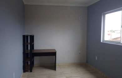 Imagem 3: Aluga -se. 16m² de Áreae2 Vagas na garagem