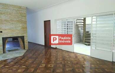 Imagem: O depósito possui 4 Vagas na garagem, 450m² de Área e está