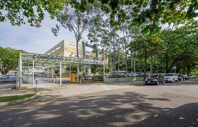 Imagem: O depósito possui 1 Vaga na garagem, 68m² de Área e está