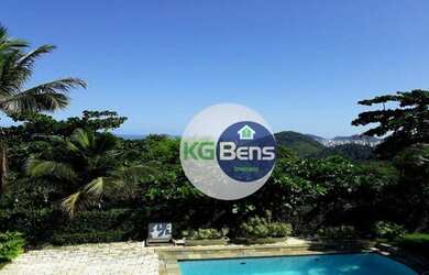 Imagem: A casa possui 5 Dormitórios, 5 Banheiros, 2 Vagas na garagem