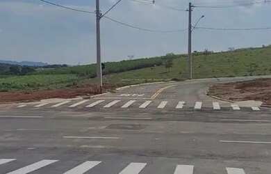 Imagem: O terreno possui 250m² de Área e está localizado em Tijuco