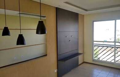 Imagem: O apartamento possui 3 Dormitórios, 1 Banheiro, 2 Vagas na