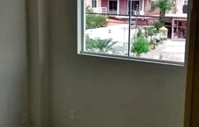 Imagem: A kitnet possui 2 Dormitórios, 1 Banheiro, 1 Vaga na garagem