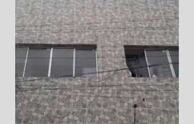 Imagem: A casa possui 2 Dormitórios, 1 Banheiro e está localizado