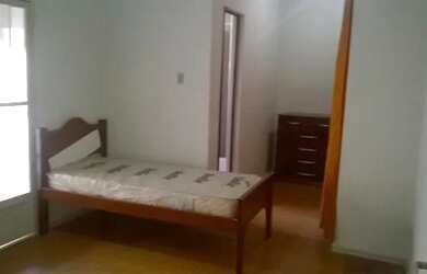 Imagem: O quarto possui Imóvel mobiliado e está localizado em Vila