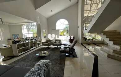 Imagem: A casa em condomínio possui 3 Dormitórios, 5 Banheiros, 4