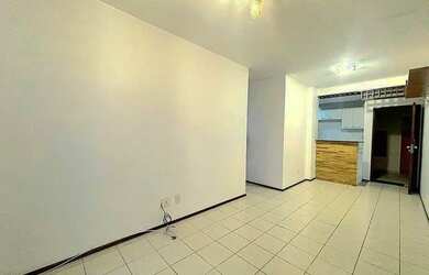 Imagem 5: PORTO SAN DIEGO, 2/4, Cozinha com armários, 1 VAGA, ACEITA FINANCIAMENTO