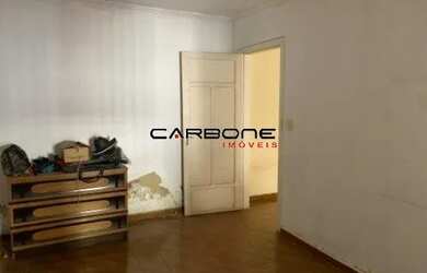 Imagem: A casa possui 3 Dormitórios, 2 Banheiros, 3 Vagas na garagem