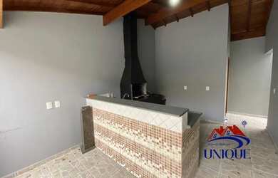 Imagem: A casa em condomínio possui 3 Dormitórios, 4 Banheiros, 4