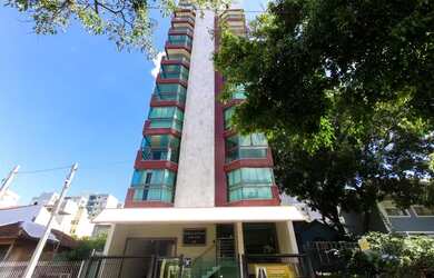 Imagem: O apartamento possui 3 Dormitórios, 2 Banheiros, 1 Vaga na