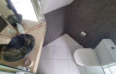 Imagem: O apartamento possui 2 Dormitórios, 3 Banheiros, 1 Vaga na