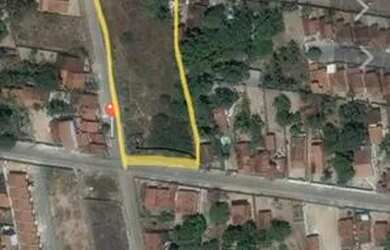 Imagem: O terreno possui 4.200m² de Área e está localizado em Passagem