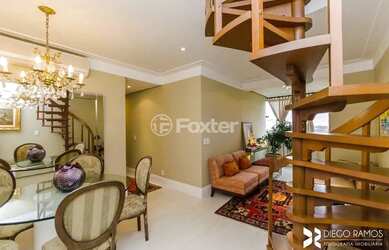 Imagem 2: Cobertura com belíssima vista para o Guaíba, para venda tem 159 metros quadrados com 2 qua