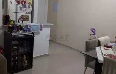 Imagem: O apartamento possui 2 Dormitórios, 1 Banheiro, 1 Vaga na garagem