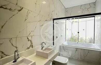 Imagem 5: Casa de Alto Padrão Setor Jardim Mont Serrat em Aparecida de Goiânia....