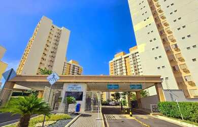 Imagem: O apartamento possui 4 Dormitórios, 1 Banheiro, 2 Vagas na