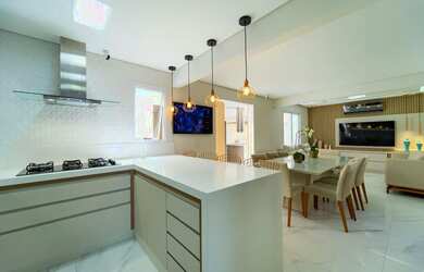 Imagem 14: Sobrado de esquina à Venda com 4 suites no Condomínio Nature Village II - Jd Ermida I - Ju