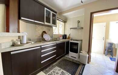 Imagem 6: Casa à venda, mobiliada com piscina aquecida, pertinho do mar - no Bairro Centro de Imbé!