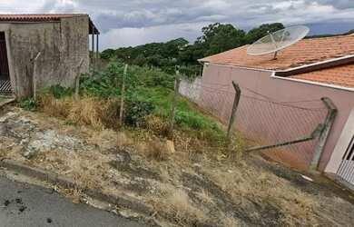Imagem: O terreno possui 250m² de Área e está localizado em Parque
