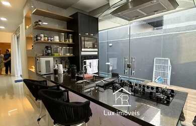 Imagem 4: Passaredo / Térrea 200m² / 3 suítes / mobiliada / piscina e área gourmet