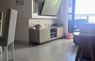 Imagem: O apartamento possui 3 Dormitórios, 2 Banheiros, 1 Vaga na