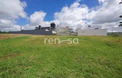 Imagem: O terreno possui 450m² de Área e está localizado em Monte