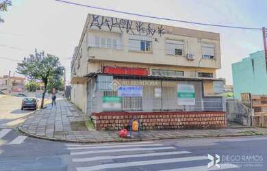 Imagem: O depósito possui 206m² de Área e está localizado em Medianeira