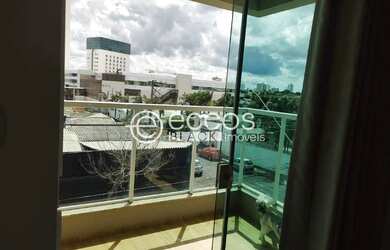 Imagem: O apartamento possui 3 Dormitórios, 1 Banheiro, 2 Vagas na