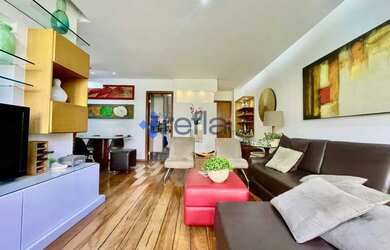 Imagem: O apartamento possui 3 Dormitórios, 2 Banheiros, 2 Vagas na