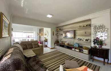 Imagem 13: Apto 03 quartos, suíte, +150m², mobiliado, leste/norte, box para carro. Sacada de frente.