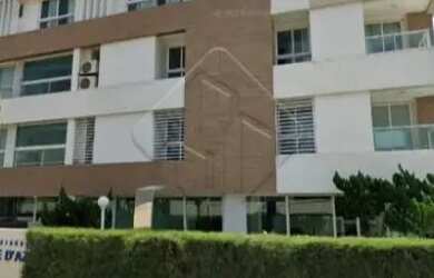 Imagem: O apartamento possui 3 Dormitórios, 1 Banheiro, 2 Vagas na