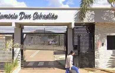 Imagem: A casa em condomínio possui 2 Dormitórios, 1 Banheiro, 55m²