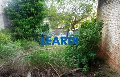 Imagem: O terreno possui 645m² de Área e está localizado em Penha