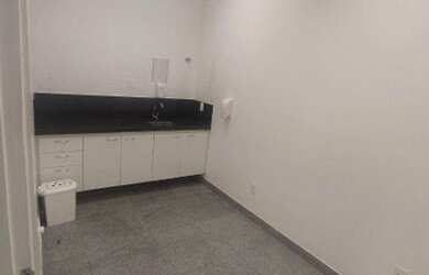 Imagem 10: Salão para alugar, 300 m² por R$ 15.000,00/mês - Solo Sagrado - São...