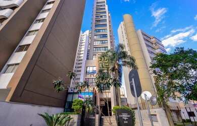 Imagem: O depósito possui 65m² de Área e está localizado em Batel