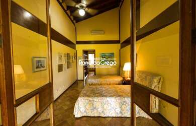 Imagem 11: 4 dorm 4 suite 6 banheiros 8vagas 575m área 1.350m terreno