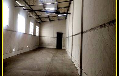 Imagem: O depósito possui 327m² de Área e está localizado em Serraria