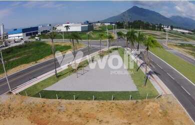 Imagem: O depósito possui 32m² de Área e está localizado em Pachecos