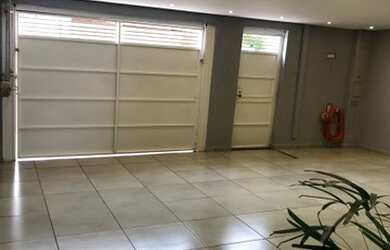 Imagem 2: Vendo casa avaliada a 300 mil por apenas 245.000