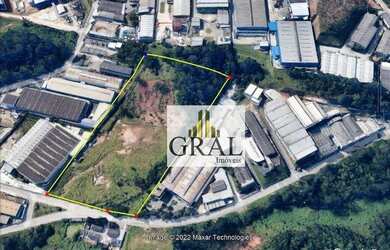 Imagem: O terreno possui 37.700m² de Área e está localizado em Loteamento