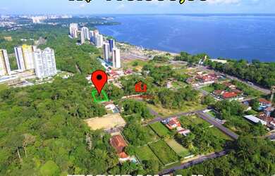 Imagem: O terreno possui 800m² de Área e está localizado em Ponta